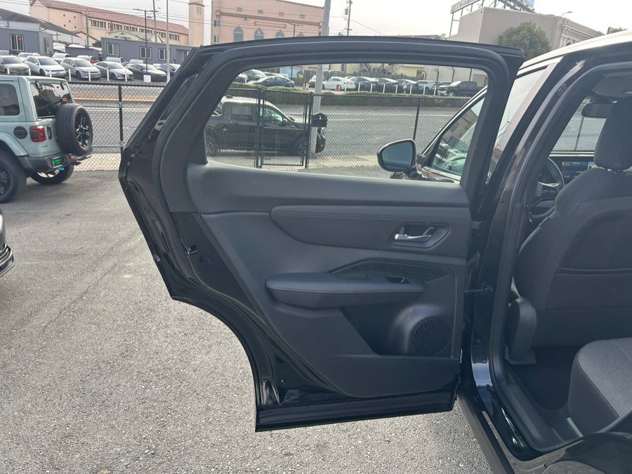 2024 Nissan ARIYA Venture+ - Photo 47