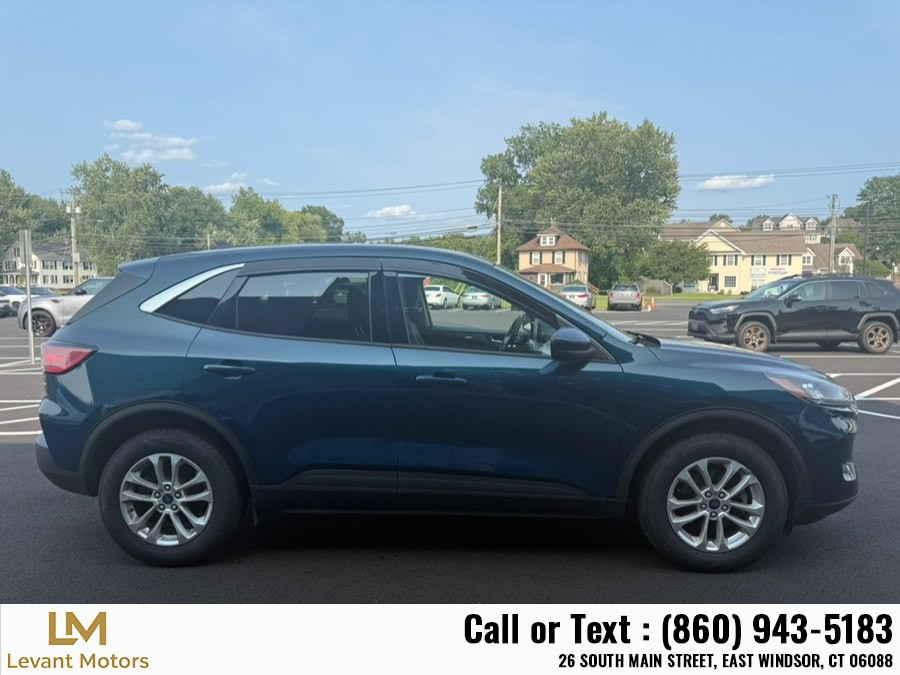 2020 Ford Escape SE - Photo 10