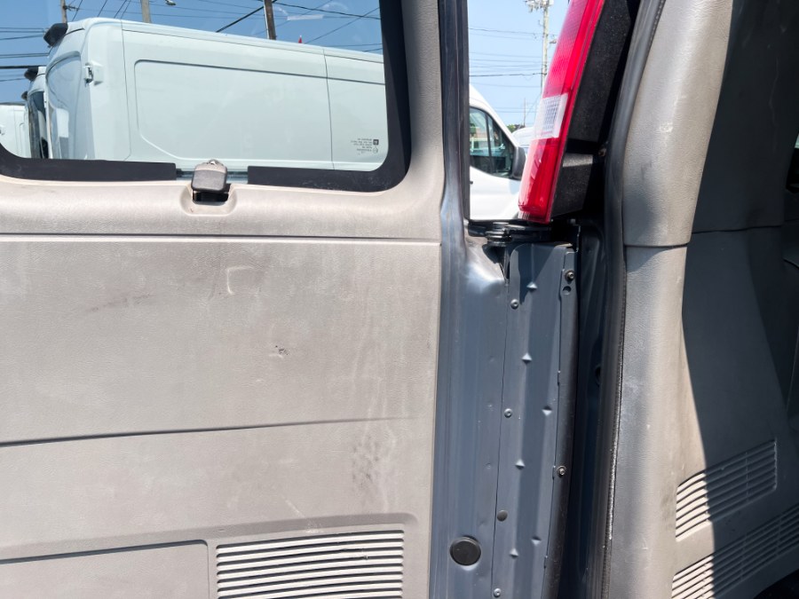 2019 Chevrolet Express Passenger LS - Photo 76