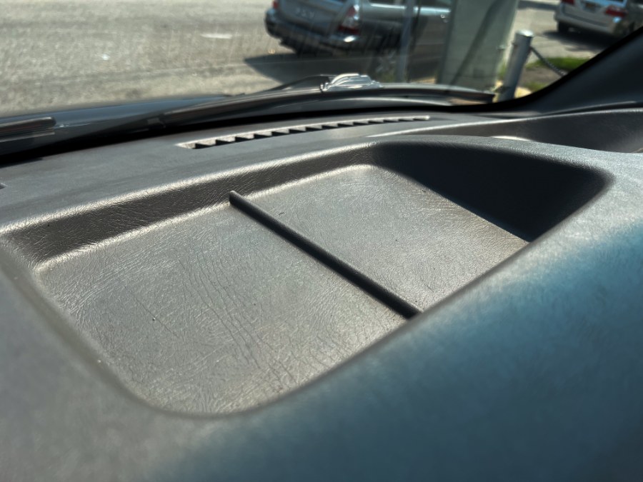 2019 Chevrolet Express Passenger LS - Photo 46