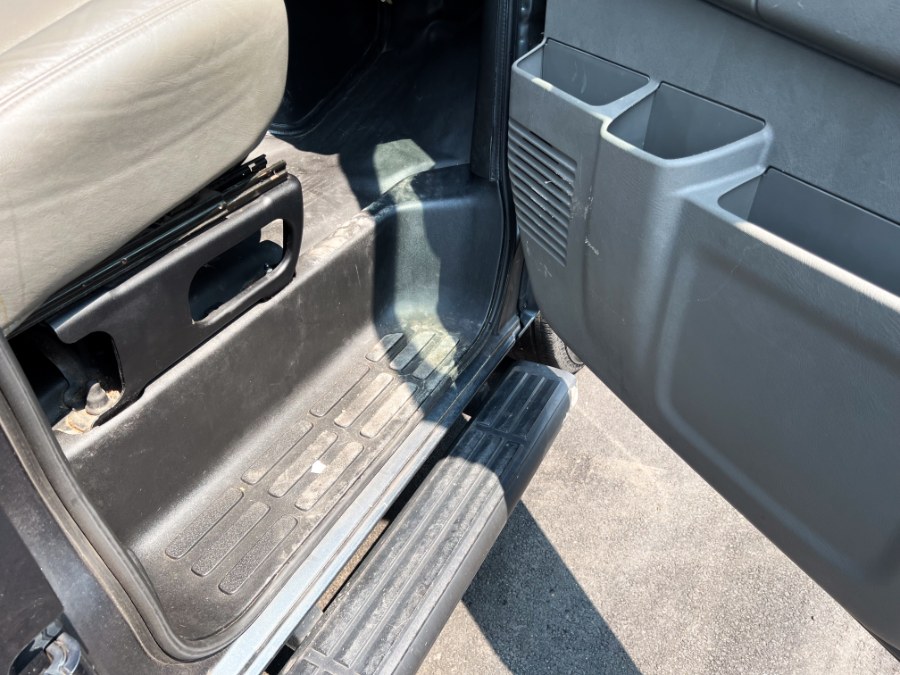 2019 Chevrolet Express Passenger LS - Photo 30