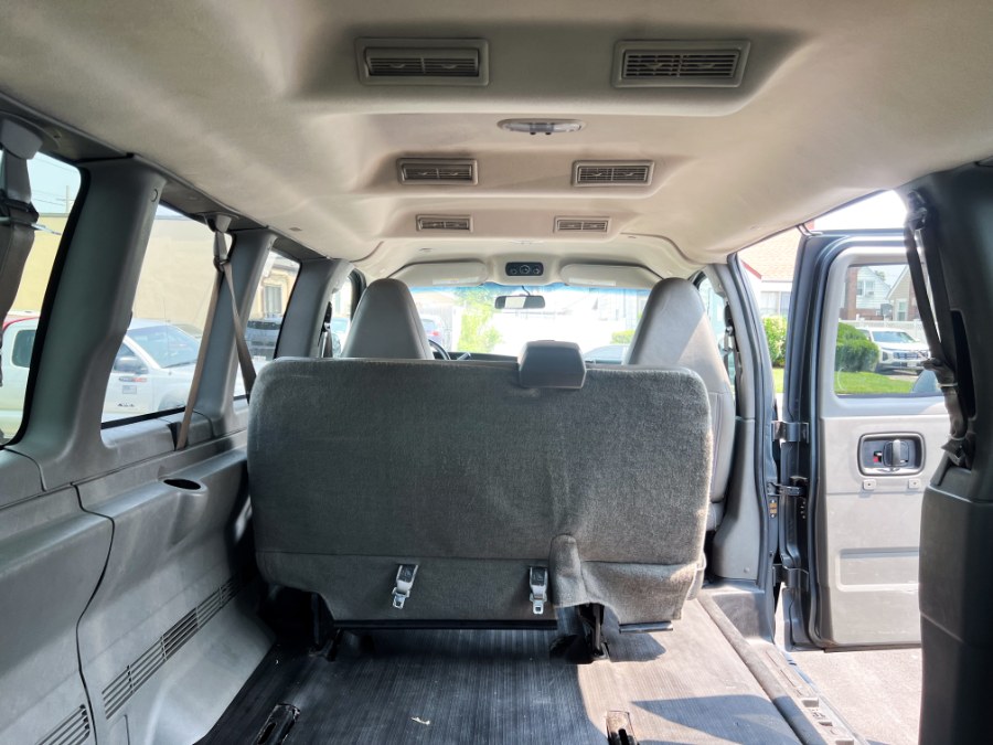2019 Chevrolet Express Passenger LS - Photo 65