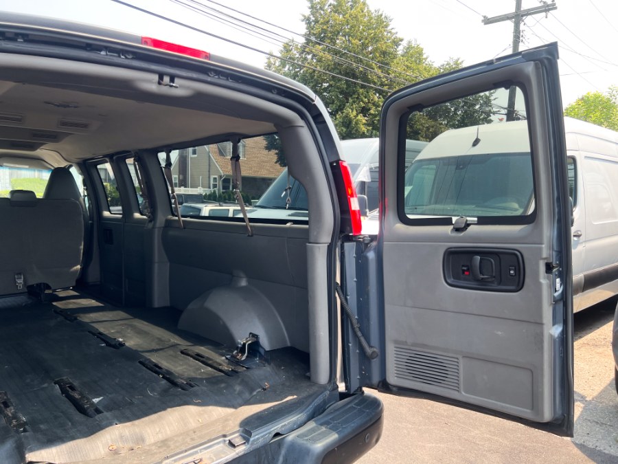 2019 Chevrolet Express Passenger LS - Photo 75