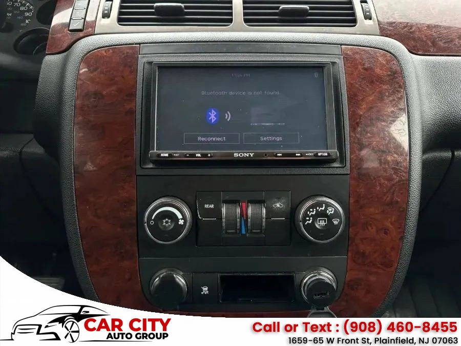 2009 Chevrolet Suburban LT1 - Photo 23