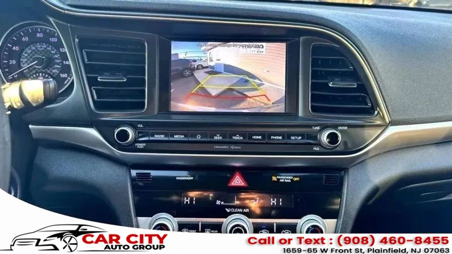 2020 Hyundai Elantra SEL - Photo 13