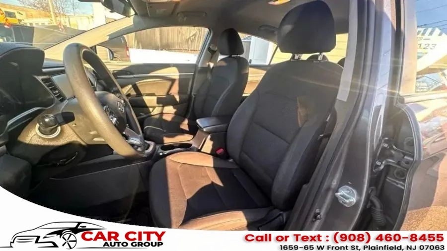 2020 Hyundai Elantra SEL - Photo 8
