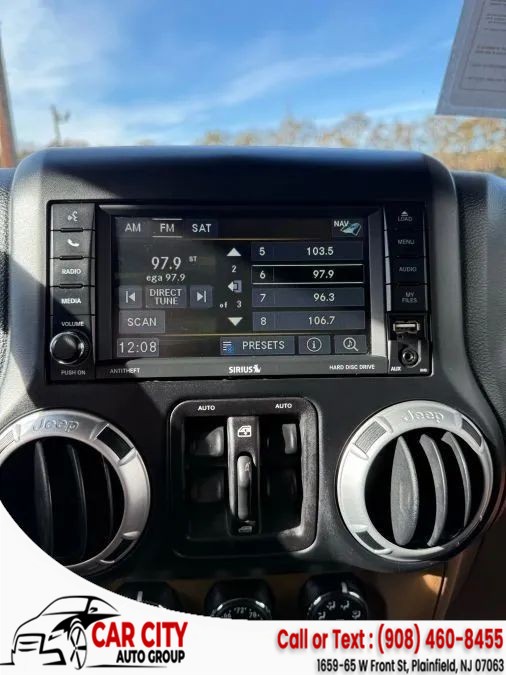 2013 Jeep Wrangler Unlimited Sahara - Photo 44