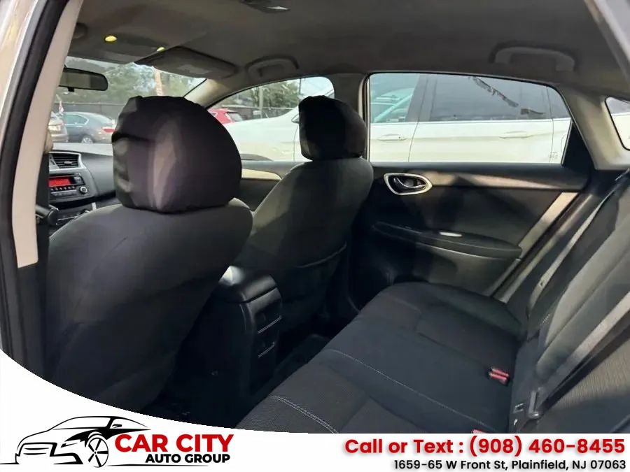 2015 Nissan Sentra S - Photo 11
