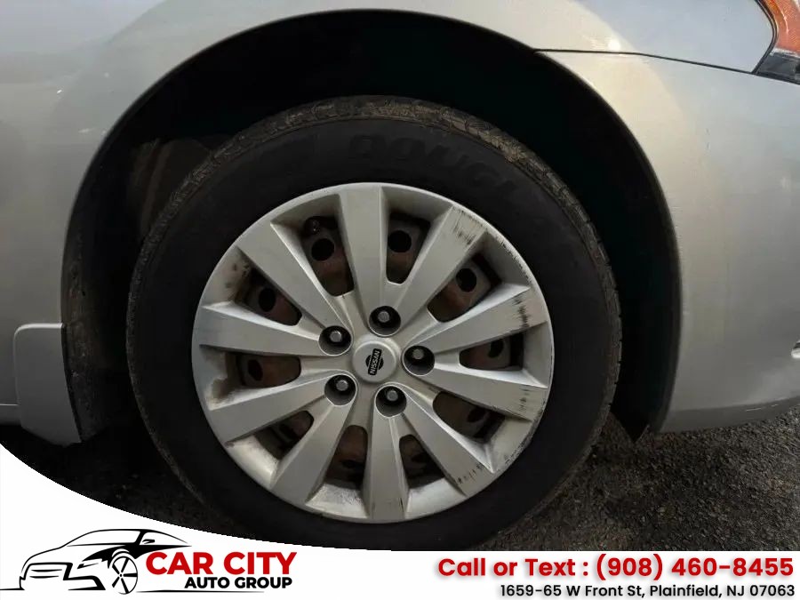 2015 Nissan Sentra S - Photo 35