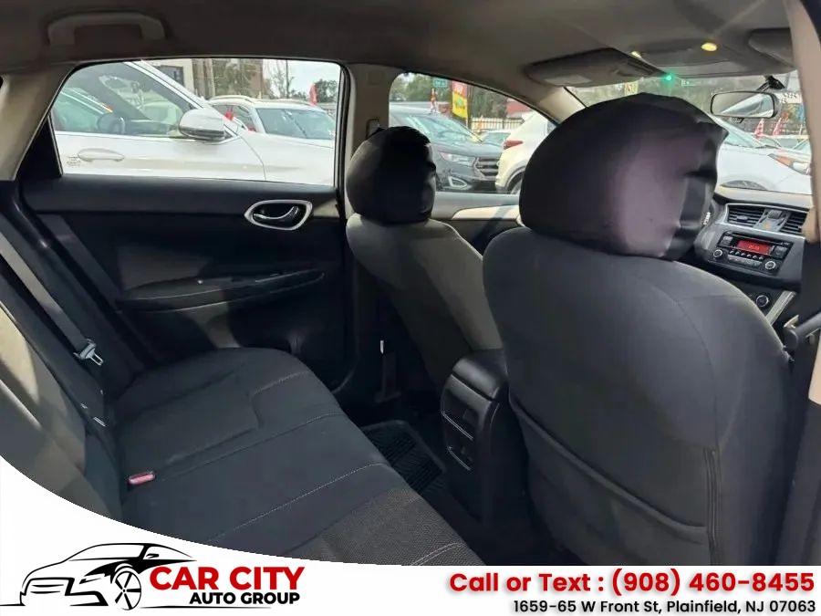 2015 Nissan Sentra S - Photo 15