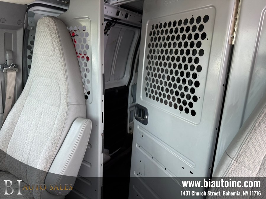 2019 GMC Savana Cargo Work Van - Photo 12