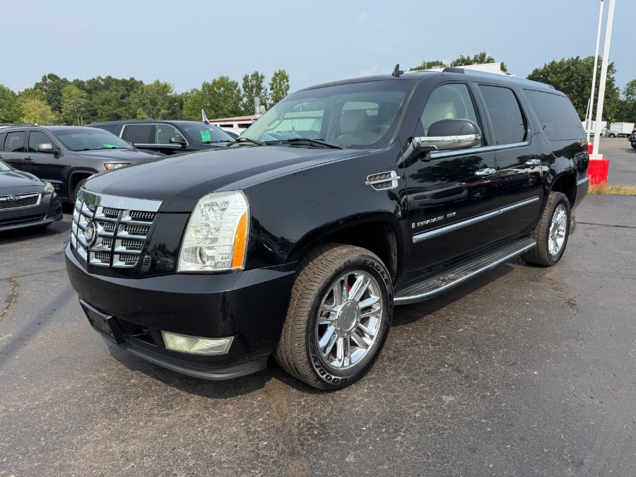 Used 2007 Cadillac Escalade ESV in Ortonville, Michigan | Marsh Auto Sales LLC. Ortonville, Michigan