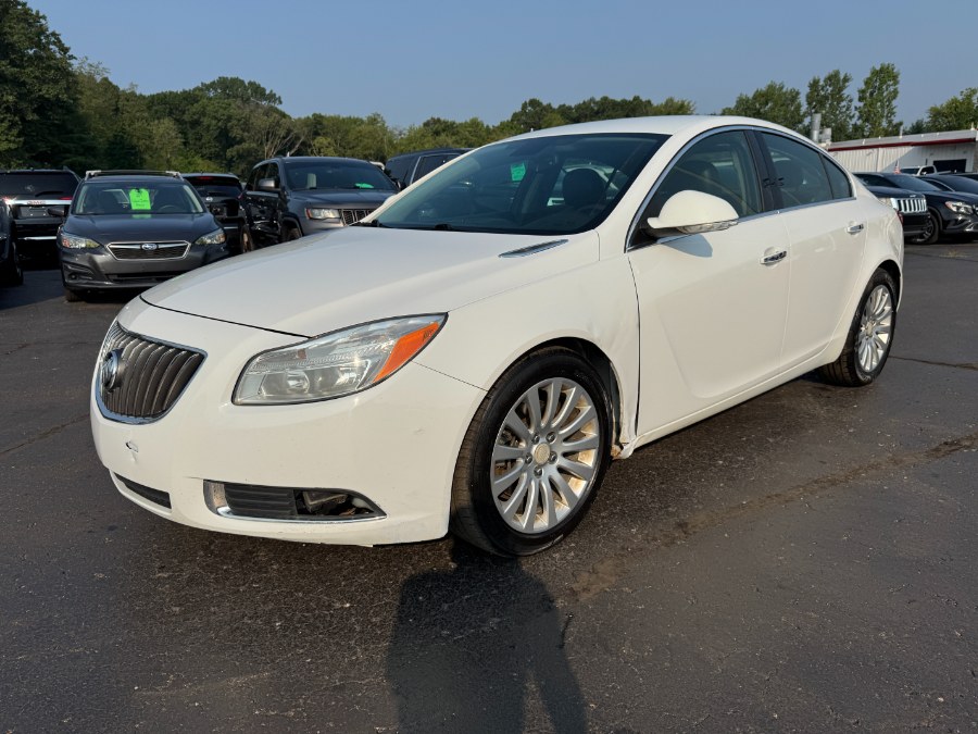 Used 2013 Buick Regal in Ortonville, Michigan | Marsh Auto Sales LLC. Ortonville, Michigan