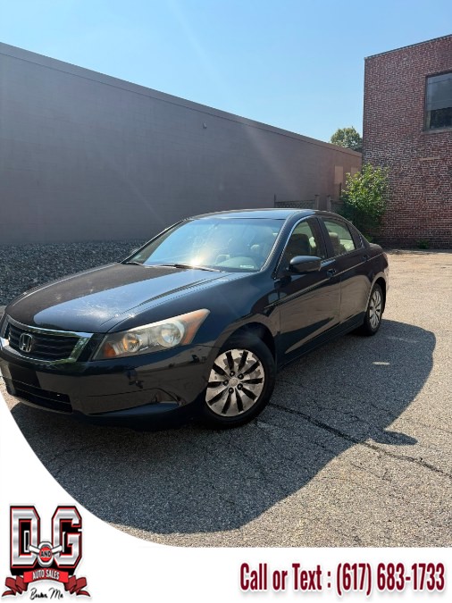 Used Honda Accord Sdn 4dr I4 Auto LX 2010 | D&G Auto. Watertown, Massachusetts