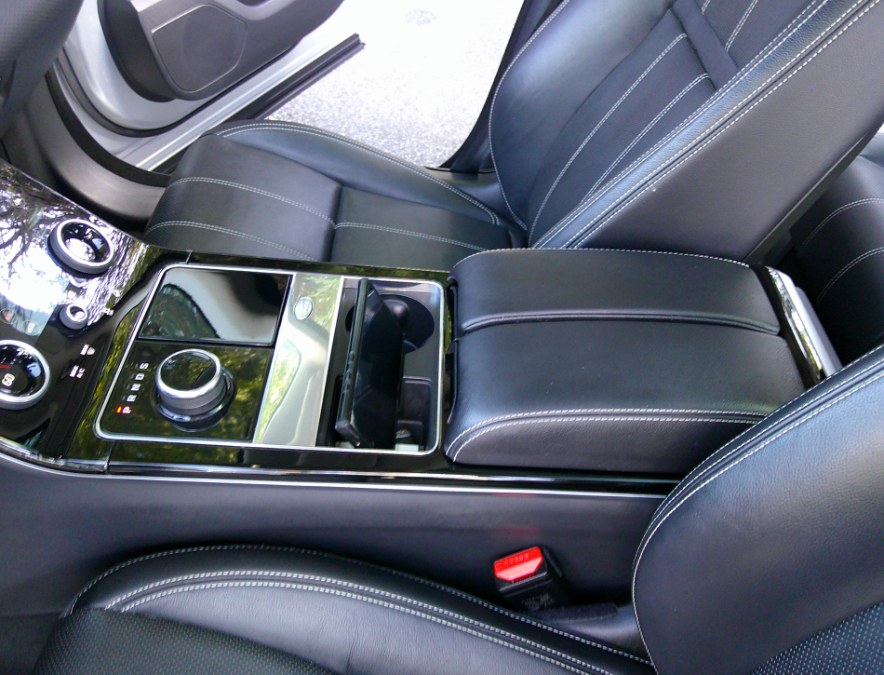 2019 Land Rover Range Rover Velar - $19,977