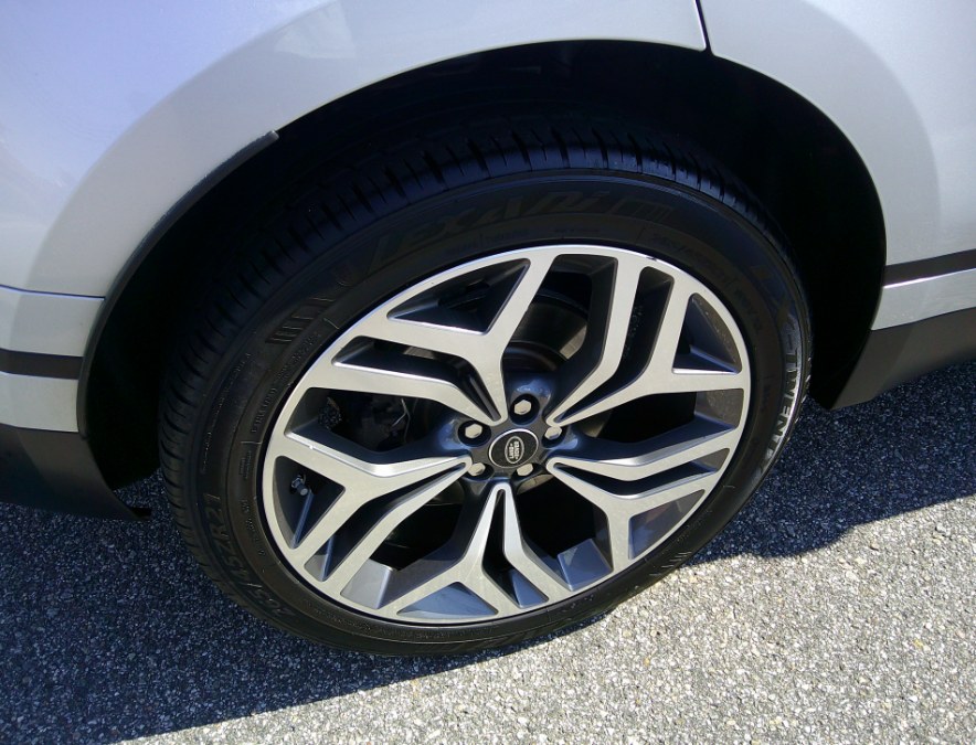 2019 Land Rover Range Rover Velar - $19,977