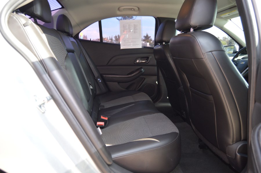 2015 Chevrolet Malibu 2LT - Photo 14