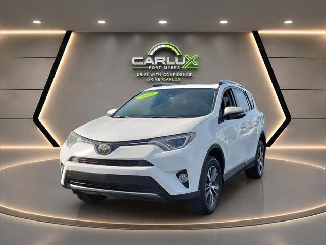 2018 Toyota RAV4 Adventure - Photo 2