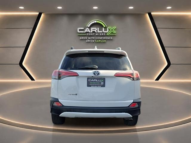 2018 Toyota RAV4 Adventure - Photo 4