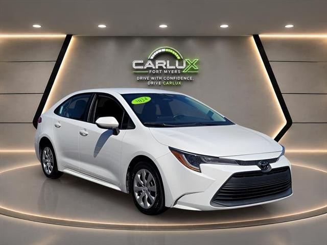 Used 2024 Toyota Corolla in Fort Myers, Florida | Carlux Fort Myers. Fort Myers, Florida