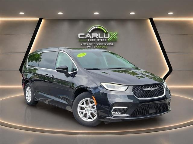 Used 2022 Chrysler Pacifica in Fort Myers, Florida | Carlux Fort Myers. Fort Myers, Florida