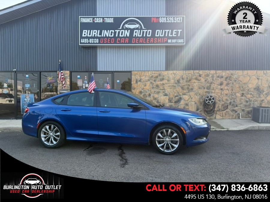 Used 2015 Chrysler 200 in Burlington, New Jersey | Burlington Auto Outlet. Burlington, New Jersey