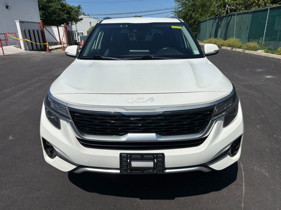 Used 2022 Kia Seltos in West Islip, New York | Limitless Motors. West Islip, New York