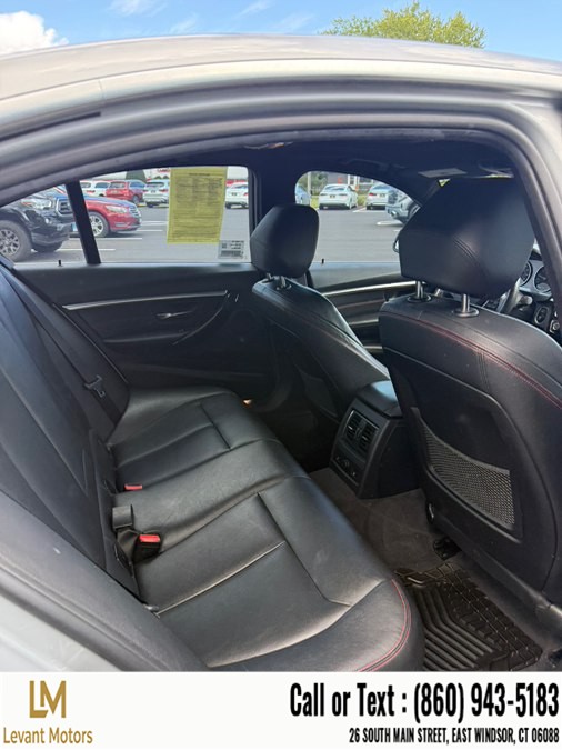 2017 BMW 3 Series 330i - Photo 15
