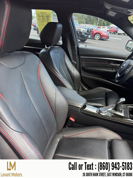 2017 BMW 3 Series 330i - Photo 13