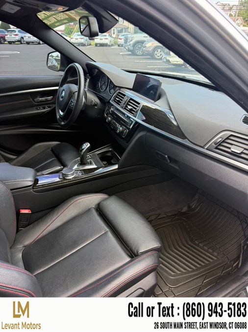 2017 BMW 3 Series 330i - Photo 11