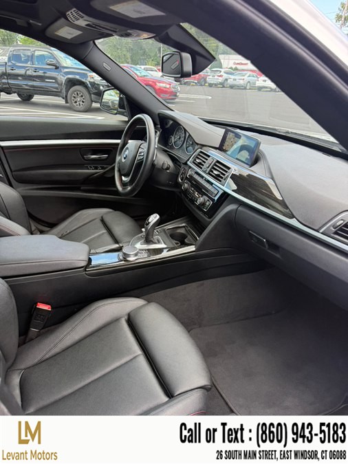 2018 BMW 3 Series 330i - Photo 12