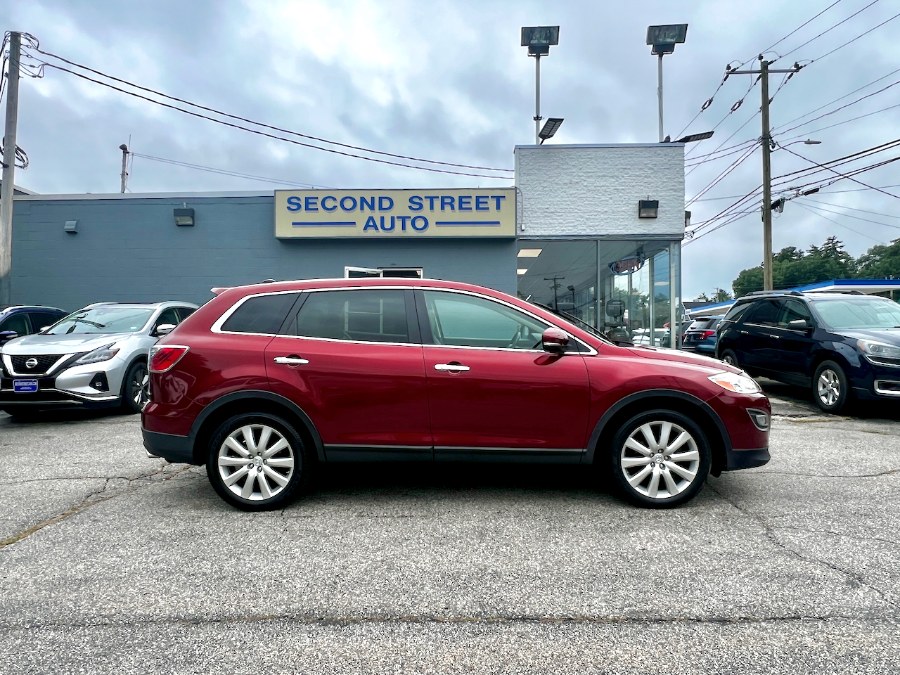 Used 2010 Mazda CX-9 in Manchester, New Hampshire | Second Street Auto Sales Inc. Manchester, New Hampshire