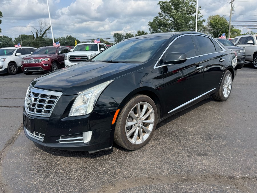 Used 2013 Cadillac XTS in Ortonville, Michigan | Marsh Auto Sales LLC. Ortonville, Michigan