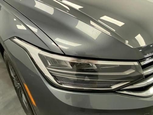 2023 Volkswagen Tiguan SE - Photo 10