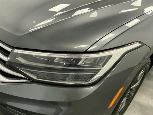 2023 Volkswagen Tiguan SE - Photo 11