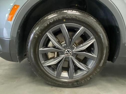 2023 Volkswagen Tiguan SE - Photo 19