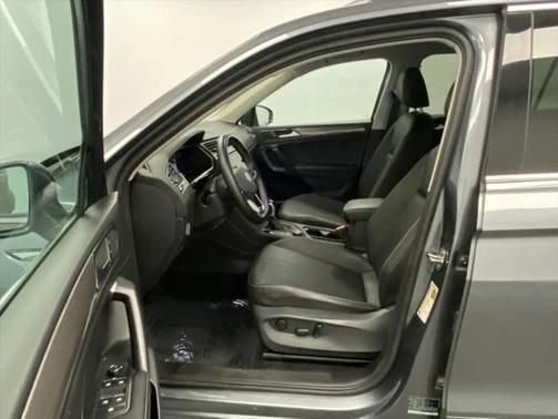 2023 Volkswagen Tiguan SE - Photo 20
