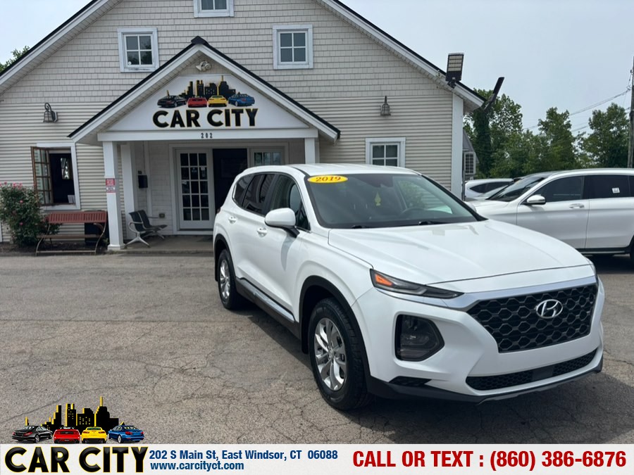 Used 2019 Hyundai Santa Fe in East Windsor, Connecticut | Car City LLC. East Windsor, Connecticut