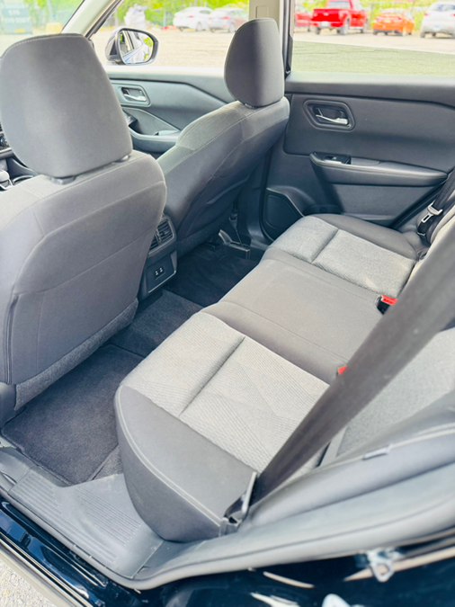 2024 Nissan Rogue SV - Photo 7