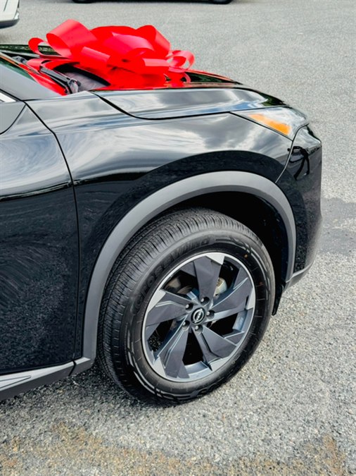 2024 Nissan Rogue SV - Photo 8