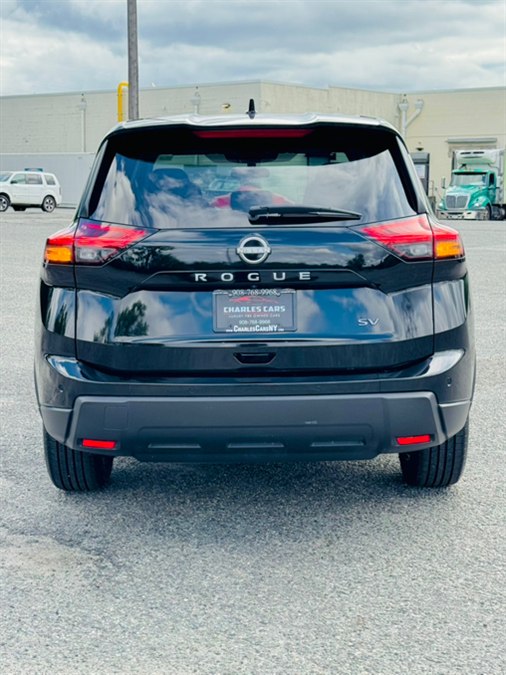 2024 Nissan Rogue SV - Photo 9