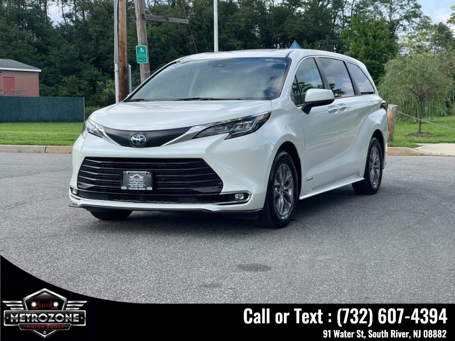 Used 2021 Toyota Sienna in South River, New Jersey | Metrozone Motor Group. South River, New Jersey
