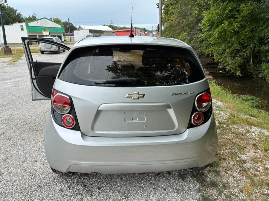 2013 Chevrolet Sonic LT - Photo 12