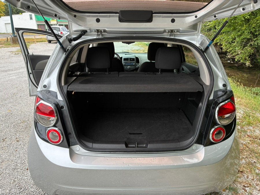2013 Chevrolet Sonic LT - Photo 9