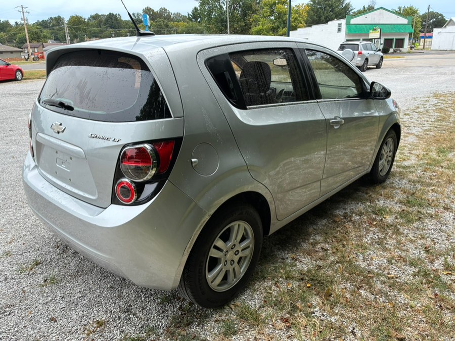 2013 Chevrolet Sonic LT - Photo 10
