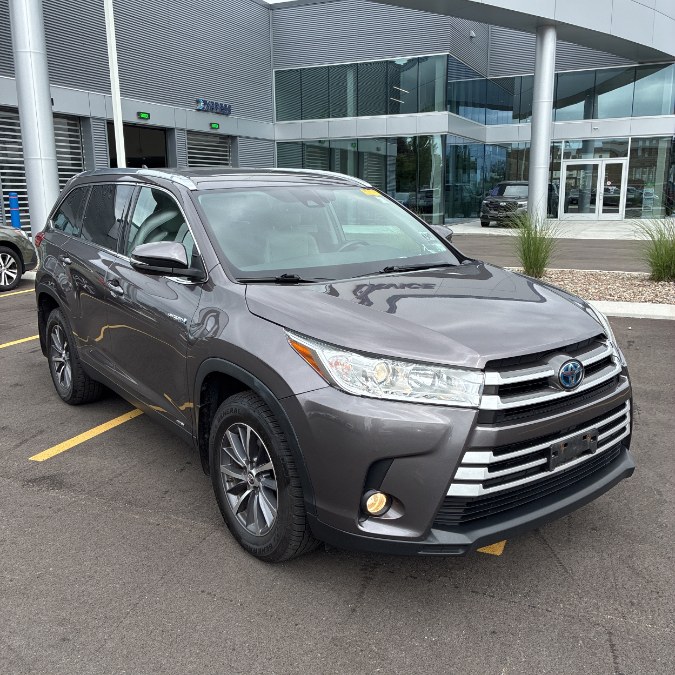 Used 2019 Toyota Highlander in Brooklyn, New York | Top Line Auto Inc.. Brooklyn, New York