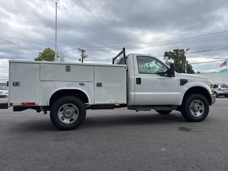 2008 Ford F-350 Super Duty Chassis Cab XL - Photo 6