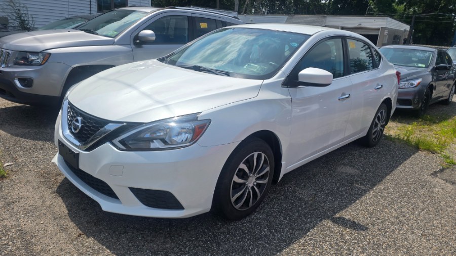 Used 2017 Nissan Sentra in Patchogue, New York | Romaxx Truxx. Patchogue, New York