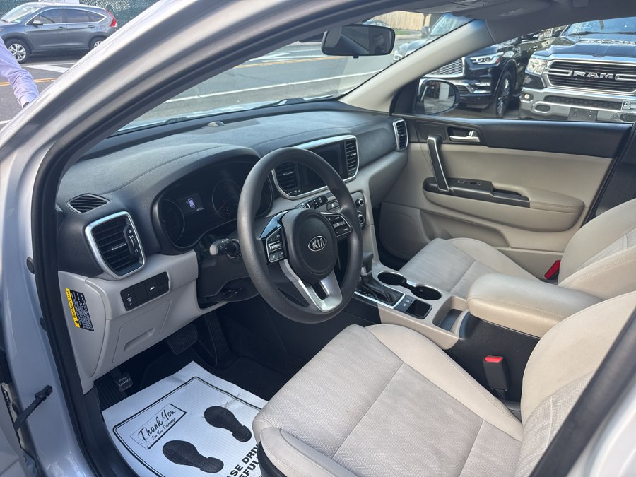 2020 Kia Sportage LX - Photo 11