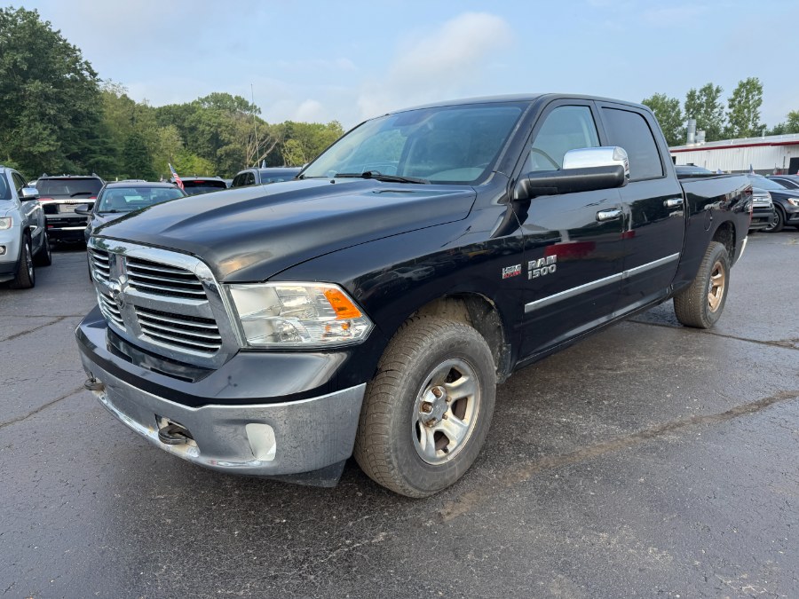 Used 2015 Ram 1500 in Ortonville, Michigan | Marsh Auto Sales LLC. Ortonville, Michigan